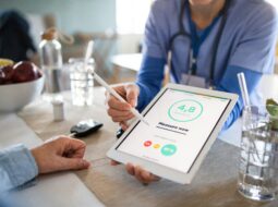 How a Locum Tenens Partner Makes Hiring Temporary Clinicians Easier for Healthcare Facilities